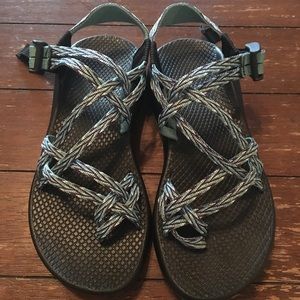 Chacos, Women's Size 7,  Blue/Green Chevron